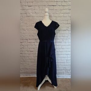 Elegant Navy Blue Lace Evening Dress NWT